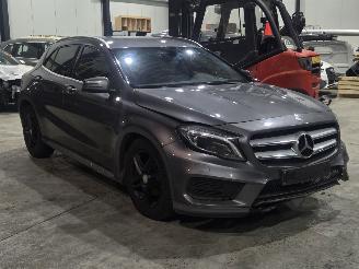skadebil auto Mercedes GLA 180 cdi amg pakket 2017/2