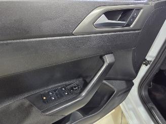Volkswagen Polo Highline picture 9