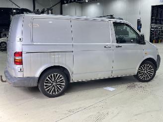 Volkswagen Transporter 2.5 TDI 300 picture 4