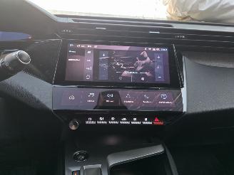 Peugeot 308 Allure Automaat Virtual Keyless Camera Navi Led 96KW/131PK picture 16