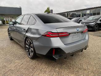 BMW i5 M60 xDrive * HUD - KAM - PANO picture 11