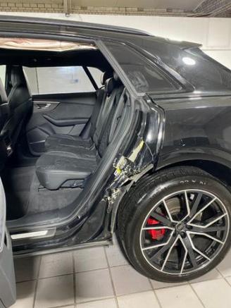 Audi SQ8 4.0 TFSI quattro HUD/360/AHK/Pano/StandHzg picture 14