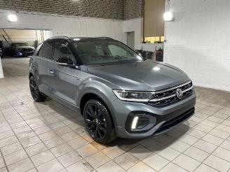 Coche accidentado Volkswagen T-Roc 1.5 TSI DSG R-Line PANO/KAM/NAVI 2025/10