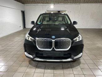 BMW iX1 xDrive30 X Line PANO/HUD/AHK/360/H&K/NAVI picture 6