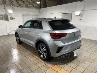 Vaurioauto  passenger cars Volkswagen T-Roc 1.5 TSI DSG R-Line AHK/KAM/NAVI 2025/6