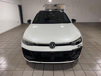 Volkswagen Passat Variant 2.0 TDI DSG R-Line PANO/AHK/KAM picture 6