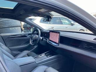 Volkswagen Passat Variant 2.0 TDI DSG R-Line PANO/AHK/KAM picture 18