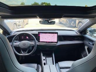 Volkswagen Passat Variant 2.0 TDI DSG R-Line PANO/AHK/KAM picture 13