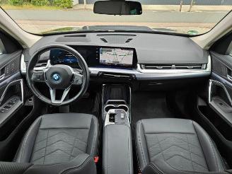 BMW iX1 xDrive30 X Line HUD/360/AHK/NAVI picture 10