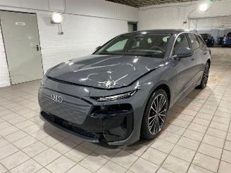Vaurioauto  passenger cars Audi A6 avant A6 e-tron Avant Performance AHK/360/NAVI 2025/7