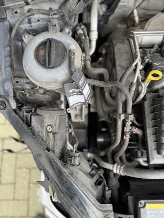 Volkswagen Golf 1.4 TSI Lounge Pano Stoelverwarming Cruise Carplay picture 23