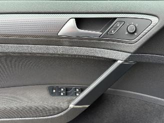 Volkswagen Golf 1.4 TSI Lounge Pano Stoelverwarming Cruise Carplay picture 33