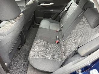 Toyota Auris 1.8 Hybrid | Camera | Clima | Unieke km stand | picture 24