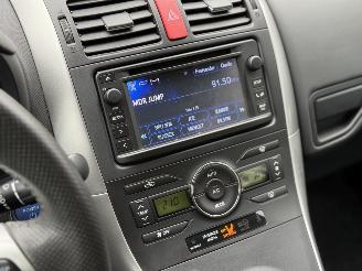 Toyota Auris 1.8 Hybrid | Camera | Clima | Unieke km stand | picture 18