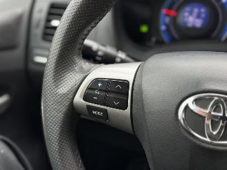 Toyota Auris 1.8 Hybrid | Camera | Clima | Unieke km stand | picture 27