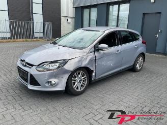 rozbiórka samochody osobowe Ford Focus Focus 3, Hatchback, 2010 / 2020 1.0 Ti-VCT EcoBoost 12V 100 2013/5