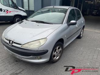 Autoverwertung Peugeot 206 206 (2A/C/H/J/S), Hatchback, 1998 / 2012 1.4 XR,XS,XT,Gentry 2003/1