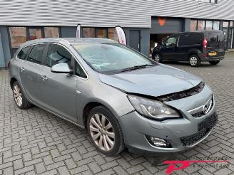 Opel Astra Astra J Sports Tourer (PD8/PE8/PF8), Combi, 2010 / 2015 1.4 16V ecoFLEX picture 3
