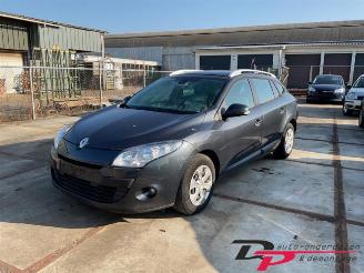 Dezmembrări autoturisme Renault Mégane Megane III Grandtour (KZ), Combi 5-drs, 2008 / 2016 1.5 dCi 110 2010/8