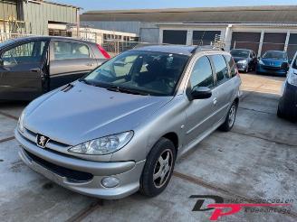 Uttjänta bilar auto Peugeot 206 206 SW (2E/K), Combi, 2002 / 2007 1.4 2005/8