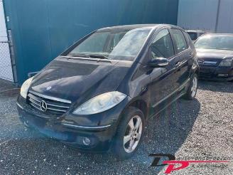 Dezmembrări autoturisme Mercedes A-klasse A (W169), Hatchback, 2004 / 2012 1.7 A-170 5-Drs. 2004/11