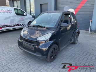Coche siniestrado Smart Fortwo Fortwo Coupe (451.3), Hatchback 3-drs, 2007 1.0 45 KW 2010/11
