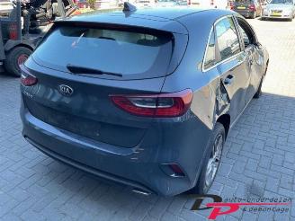 Kia Cee d Ceed (CDB5/CDBB), Hatchback 5-drs, 2018 1.0i T-GDi 12V picture 16