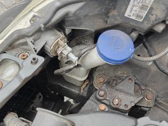 Peugeot 107  picture 14