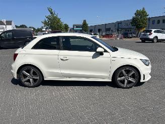 Audi A1 S-Line , 1.4 Benzine Automaat picture 4