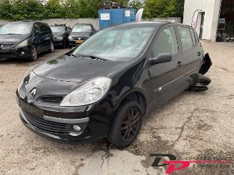 Salvage car Renault Clio Clio III (BR/CR), Hatchback, 2005 / 2014 1.2 16V 75 2008/5