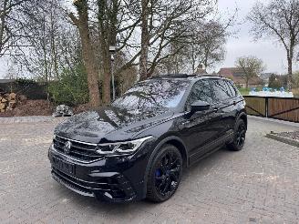Volkswagen Tiguan Tiguan R 4Motion Panorama Akrapovic Leerr Trekhaak VOL! picture 3