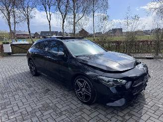 Mercedes Cla-klasse CLA Shooting Brake CLA 180 AMG Line Edition PANO VOL picture 19