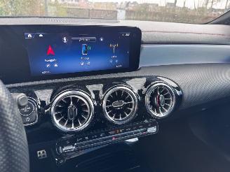 Mercedes Cla-klasse CLA Shooting Brake CLA 180 AMG Line Edition PANO VOL picture 24