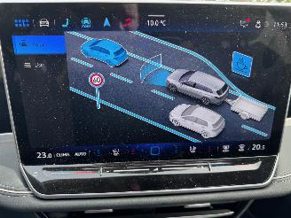 Volkswagen Passat Volkswagen Passat Variant 1.5 eTSI R-Line Panorama Trekhaak VOL! picture 5