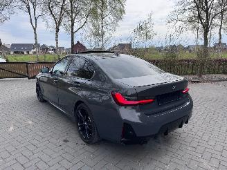 BMW 3-serie 330e Limousine M Sport PANO Camera Harman&Kardon VOL!! picture 27