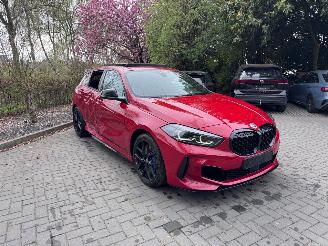 BMW M1 BMW M135 1 Limousine M135 i xDrive Edition PANO VOL picture 27