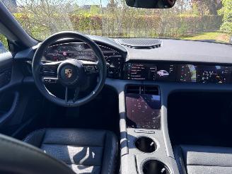 Porsche Taycan Porsche Taycan 4 S Panorama 571ps HUD Leder LED 360view VOL VOL picture 3