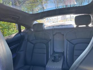 Porsche Taycan Porsche Taycan 4 S Panorama 571ps HUD Leder LED 360view VOL VOL picture 43