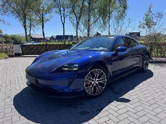 Unfallwagen Porsche Taycan Porsche Taycan 4 S Panorama 571ps HUD Leder LED 360view VOL VOL 2024/1