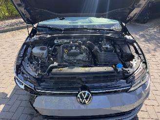 Volkswagen Golf Volkswagen Golf 8 Lim. eTSI Nardo Grey R-Line Nardo Grey picture 10