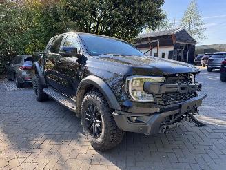 uszkodzony samochody osobowe Ford Ranger Ranger Raptor Performance e-4WD Doppelkabine VOL 2024/11