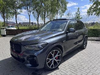 BMW X5 BMW X5 xDrive 45e MSport PANO Sport Stoelen Trekhaak Laser light 360view VOL picture 11