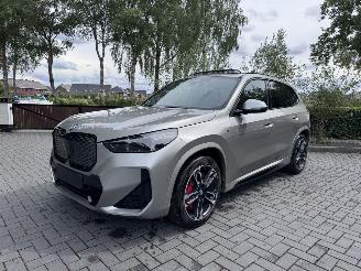 BMW iX1 iX1 20 eDrive M Sport PANO Camera Ambiance HUD  VOL!!! picture 17