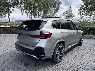 BMW iX1 iX1 20 eDrive M Sport PANO Camera Ambiance HUD  VOL!!! picture 2