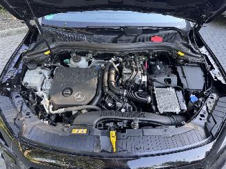 Mercedes GLA Mercedes-Benz GLA 250e AMG Panorama 360view AHK Leder VOL picture 20