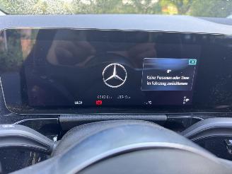 Mercedes GLA Mercedes-Benz GLA 250e AMG Panorama 360view AHK Leder VOL picture 16