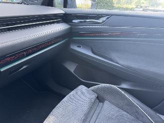 Volkswagen ID.7 ID.7 Tourer Pro 210 kW PANORAMA HUD Trekhaak 360view VOL! picture 27