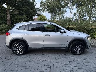Mercedes GLA GLA 250 e PANORAMA AHK Ambiance ACC Leder VOLL picture 11