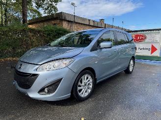 Schadeauto Mazda 5 7 PLACES 2011/3