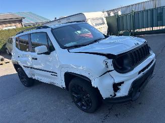 krockskadad bil auto Jeep Renegade 4X4 2021/2